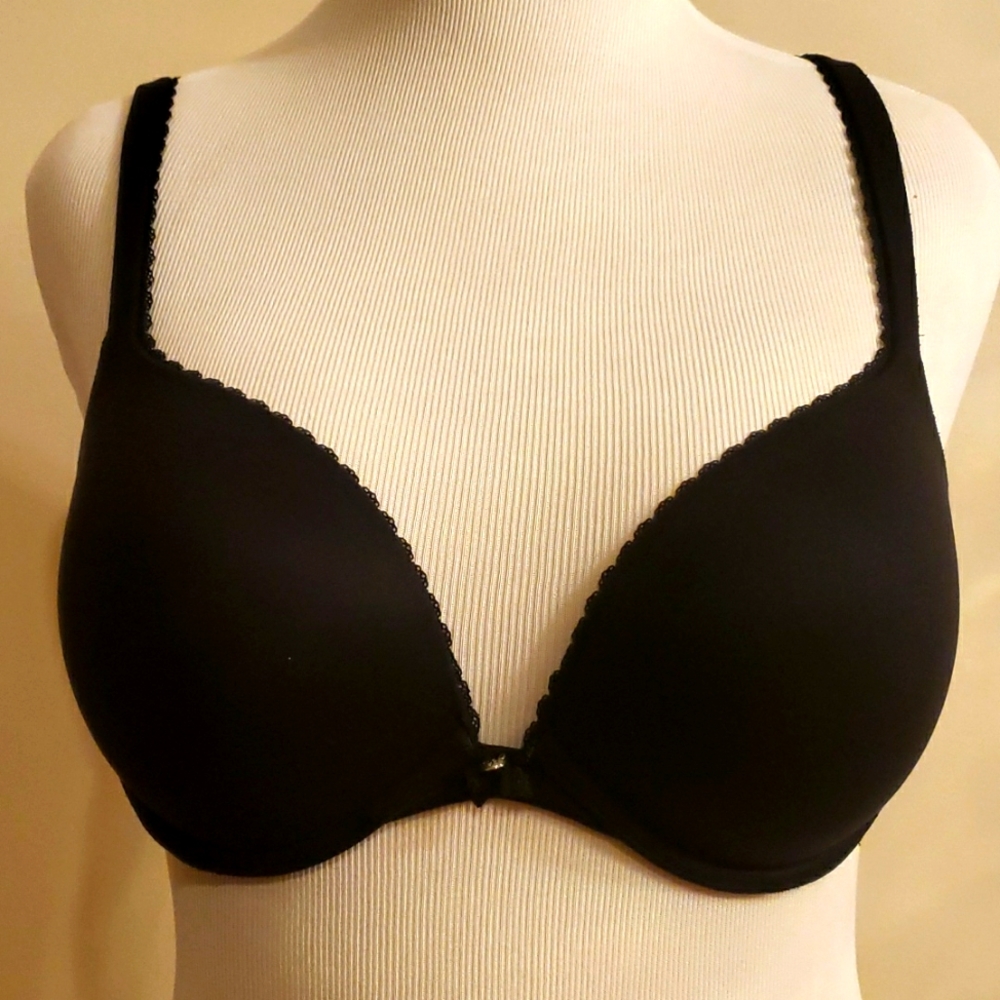 Victoria's Secret Body By Victoria Push-Up Bra